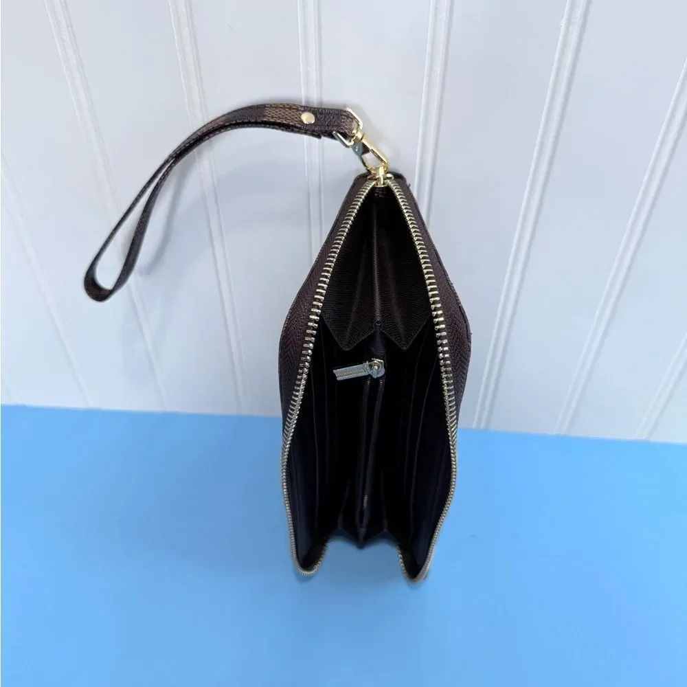 Very great quality‎ Women Wristlet Wallet